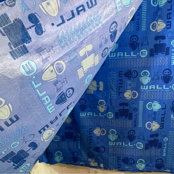 Pixar Wall-e Curtains 4 panels with tie backs 41x63 - Picture 8 of 11